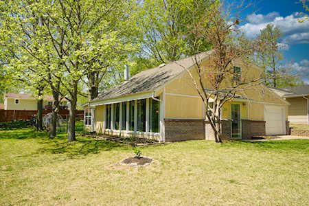 221 N Broadview CT Columbia, MO 65201