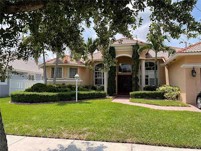 13782 NW 16th St Pembroke Pines, FL 33028