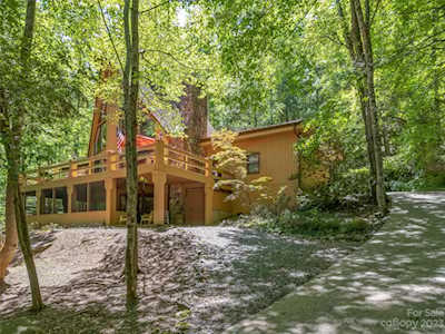 140 Fairway Dr Lake Lure, NC 28746