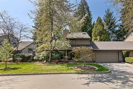1713 159th Ave NE #8 Bellevue, WA 98008