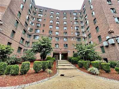 1651 Metropolitan Avenue #5H Bronx, NY 10462