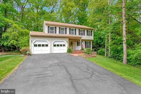 10420 Calumet Grove Dr Fairfax, VA 22032