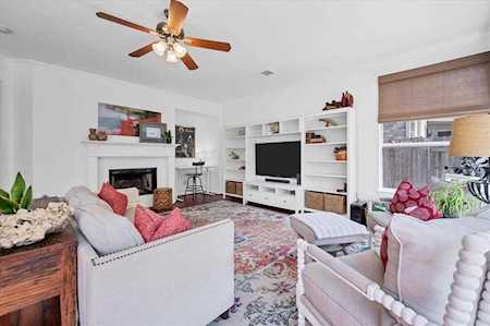 2410 Drifting Leaf DR Cedar Park, TX 78613