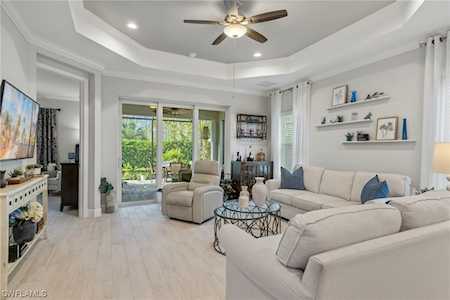 2199 Marquesa Cir Naples, FL 34112