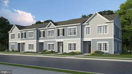 860 Cotrel Ln Coatesville, PA 19320
