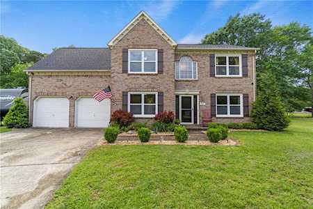 701 Deer Ridge Ct Chesapeake, VA 23322