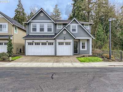 8360 SW Metolius LOOP Wilsonville, OR 97070