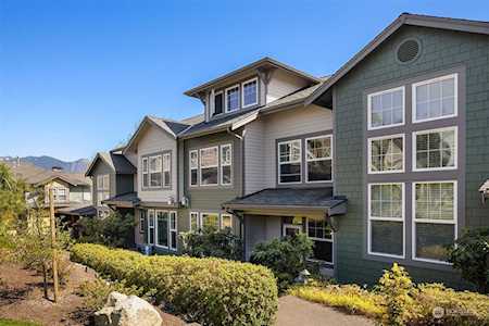 7806 Fairway Ave SE #1102 Snoqualmie, WA 98065