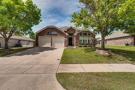 123 Coyote Run Waxahachie, TX 75165
