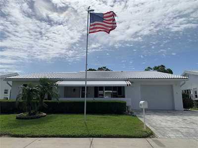 9117 41st WAY N #5 Pinellas Park, FL 33782