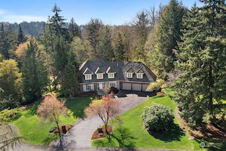 13027 205th Place SE Issaquah, WA 98027