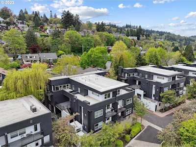 618 S Nevada ST #H Portland, OR 97219