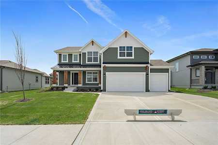 1521 SW Georgetown Dr Lee's Summit, MO 64082