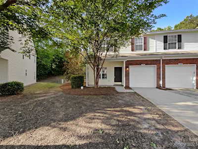 13941 Singleleaf Ln Charlotte, NC 28278