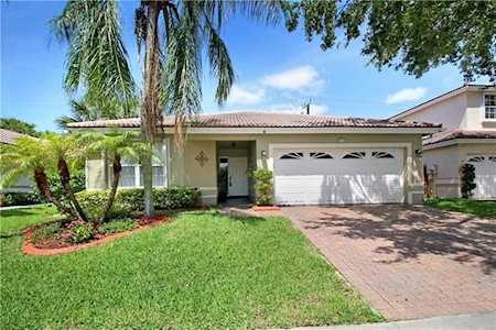 2540 NW 80th Ave Margate, FL 33063
