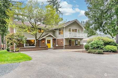 15719 70th Ave W Edmonds, WA 98026