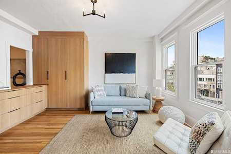 2415 Van Ness Avenue #202 San Francisco, CA 94109