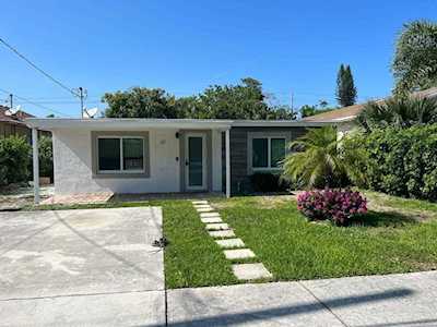 161 NE 15th Terrace Boca Raton, FL 33432