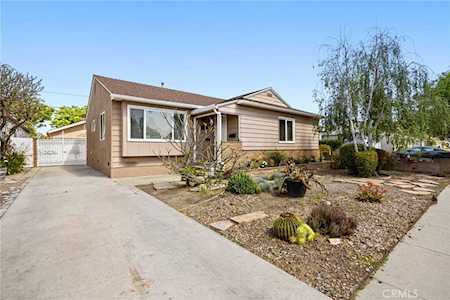 3716 Nipomo Ave Long Beach, CA 90808