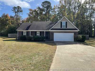 404 Seabiscuit Dr Raeford, NC 28376