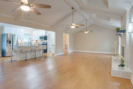 5063 Twin Lakes Dr Old Hickory, TN 37138