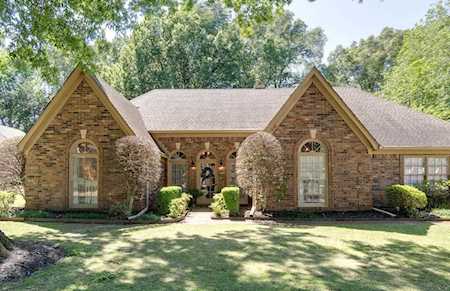 1665 Neshoba Trace Cv Germantown, TN 38138