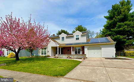 14 Duncan Rd Sewell, NJ 08080
