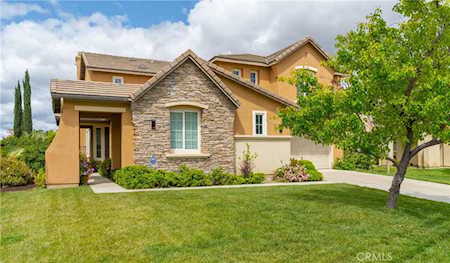 43901 Running Brook Circle Temecula, CA 92592