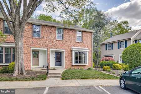 514 Kings Croft Cherry Hill, NJ 08034