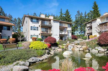 7616 37th St W #4K University Place, WA 98466