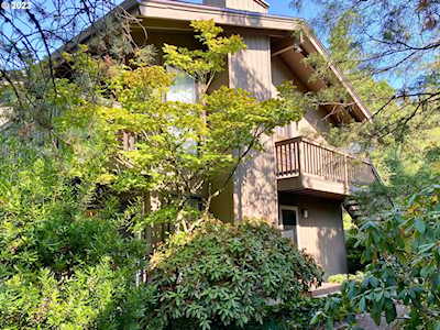 7732 SW Barnes RD #C Portland, OR 97225