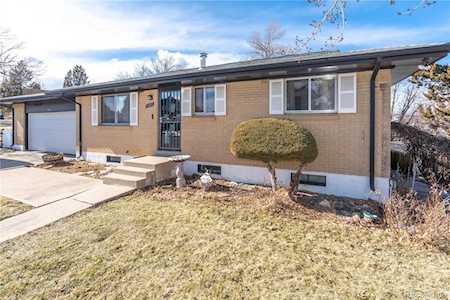 11213 W Briarwood Dr Lakewood, CO 80226