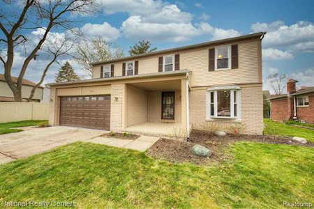 1956 W Roundtable Dr Canton Twp, MI 48188