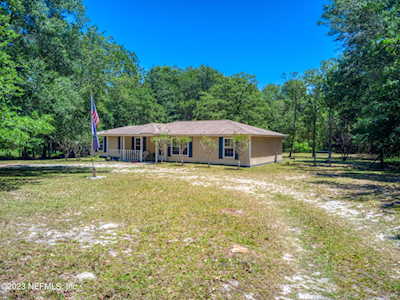 18 Bluebell AVE Middleburg, FL 32068