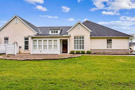 6012 Eiger Drive Columbus, OH 43213