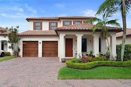 3300 NW 84th Way Cooper City, FL 33024