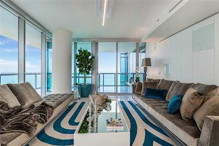 17121 Collins Ave #1908 Sunny Isles Beach, FL 33160