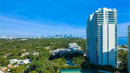 2678 Tigertail Ave #1608 Miami, FL 33133