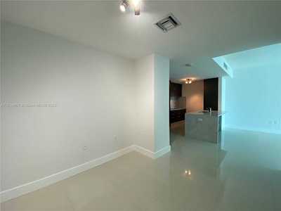 900 Biscayne Blvd #3710 Miami, FL 33132