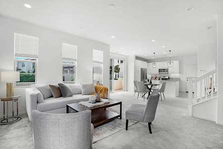 16106 Veridian Cir San Diego, CA 92127