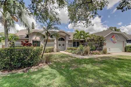 2054 Chadsworth Dr Dunedin, FL 34698