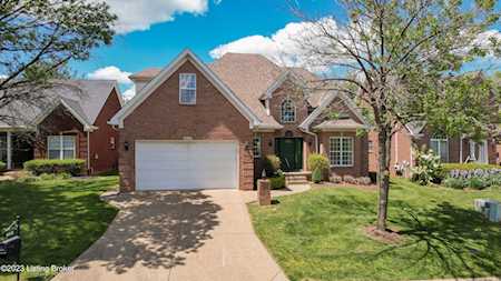 10116 Springhurst Gardens Cir Louisville, KY 40241