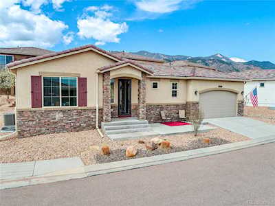 2368 Lone Willow View Colorado Springs, CO 80904