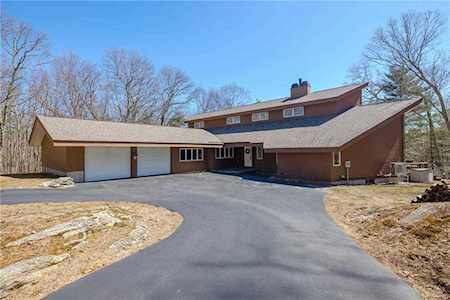 141 Old Quarry Rd Rd Glocester, RI 02857