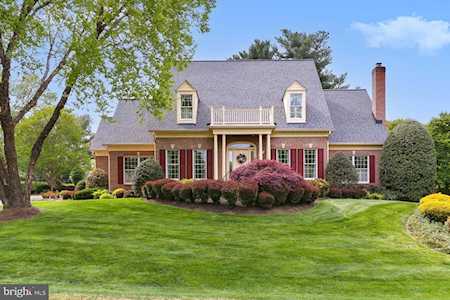 2904 Hunting Hills Ct Oakton, VA 22124