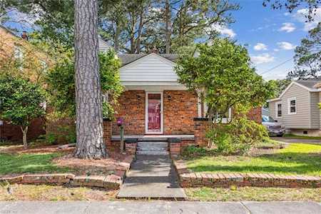 769 W 52nd St Norfolk, VA 23508