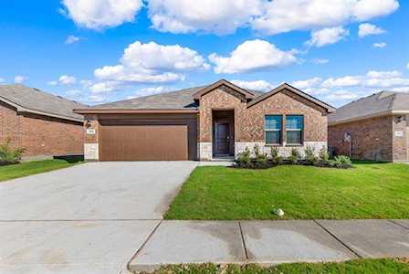 9525 MOUNTAIN MINT Drive Fort Worth, TX 76131
