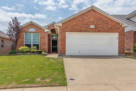3836 Wheeling Drive Fort Worth, TX 76244