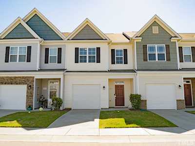 8876 Commons Townes Drive Raleigh, NC 27616