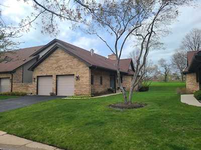 1756 Pebble Beach Dr Hoffman Estates, IL 60169